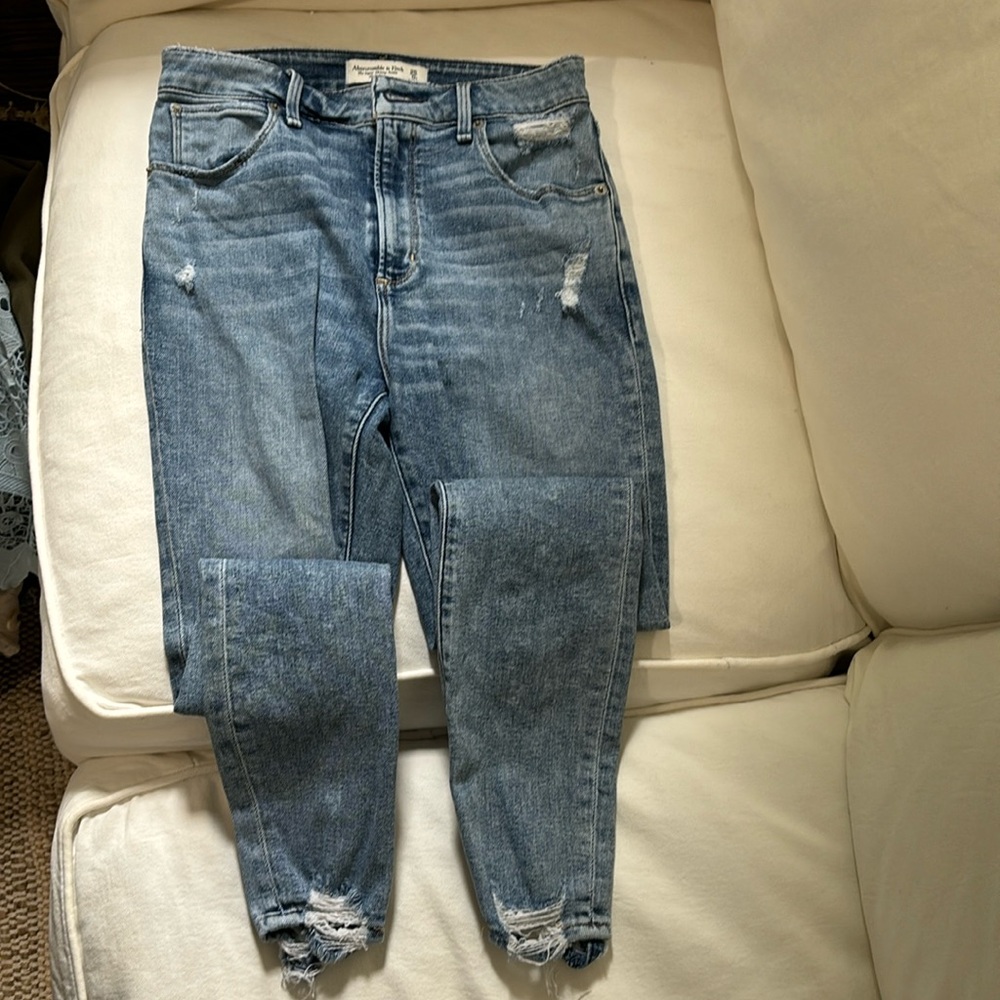 Abercrombie & Fitch The Super Skinny Ankle High Rise